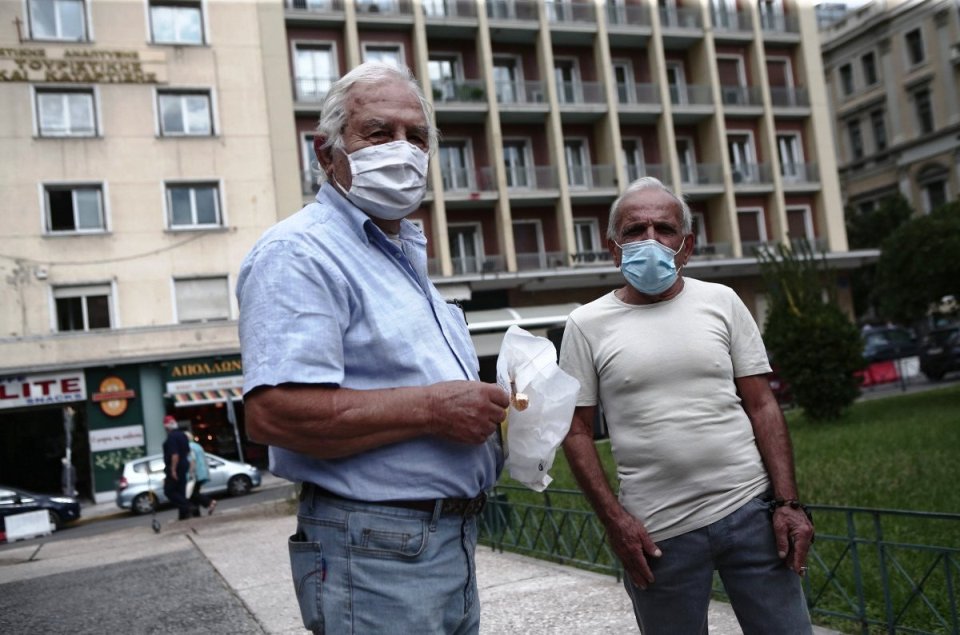 Συντάξεις: Τελευταία ευκαιρία για πρόωρη πριν τα 62 έτη - Ποιους αφορά - Media