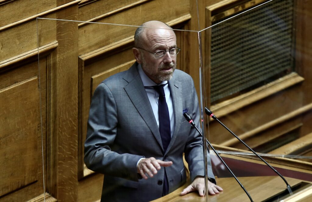 «Βόμβα» Βαρτζόπουλου: Κακώς ανοίξαμε το καλοκαίρι - Οι επιτάξεις έπρεπε να γίνουν νωρίτερα (Audio) - Media