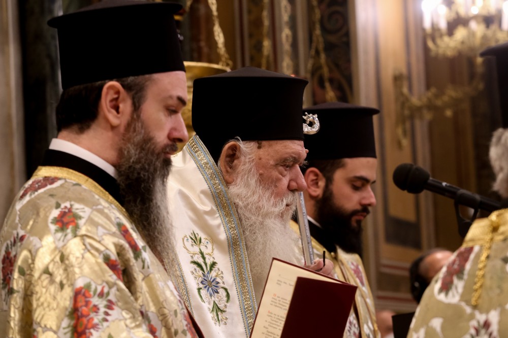 Ιερώνυμος: Να προφυλαχθούμε γιατί η ζωή είναι το πολύτιμο δώρο του Θεού - Media