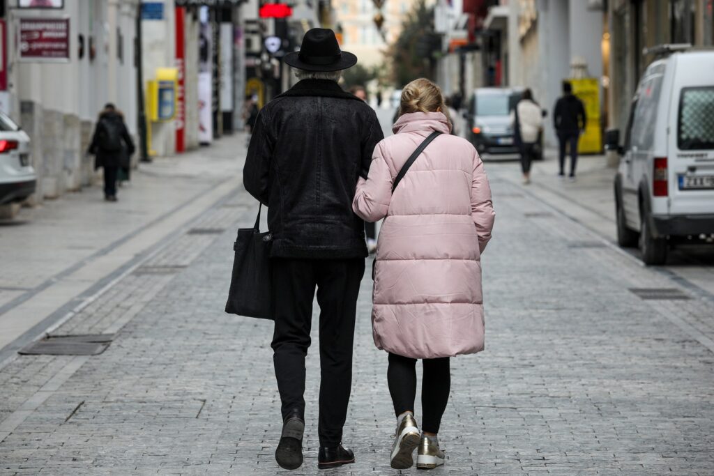 Λιανεμπόριο: Ποια καταστήματα ανοίγουν τη Δευτέρα και πώς θα λειτουργήσουν - Όλα τα μέτρα - Media