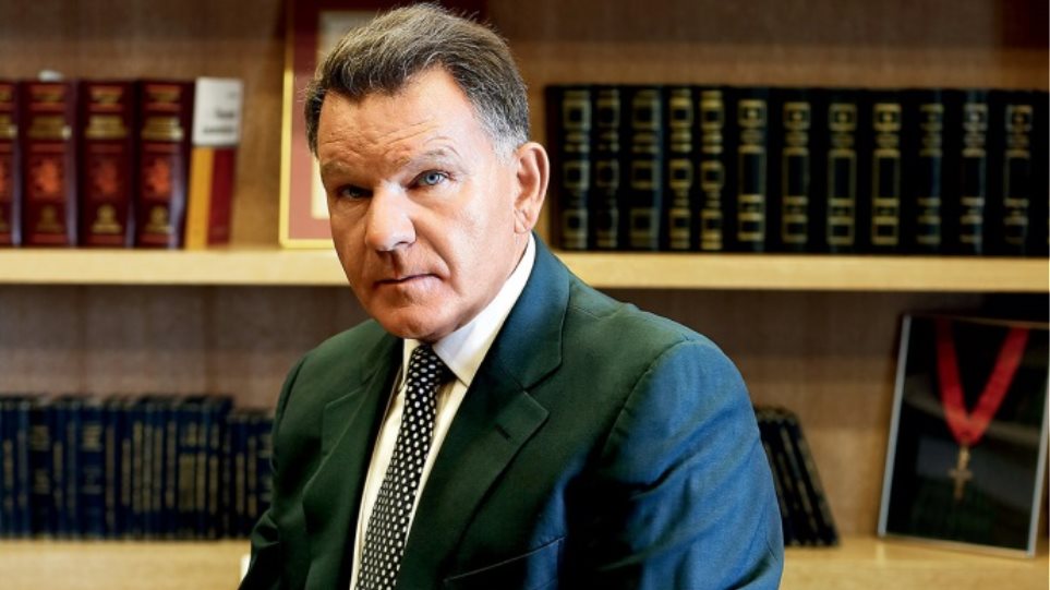 Koygias H Prwth Moy Syzygos Skotw8hke 32 Meres Meta Ton Gamo Mas Emena 10 Xronia Se 3enodoxeio To Pontiki