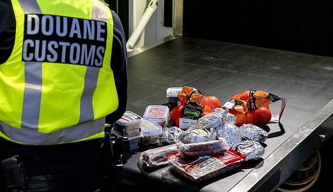 Oλλανδία: Κατάσχουν τα... σάντουιτς των οδηγών που έρχονται από τη Βρετανία (Photos/Video) - Media