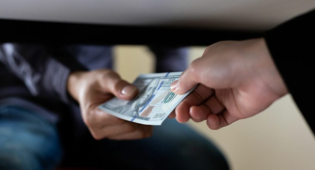 Οριακή η άνοδος της Ελλάδας στον Δείκτη Αντίληψης Διαφθοράς το 2020 - Media