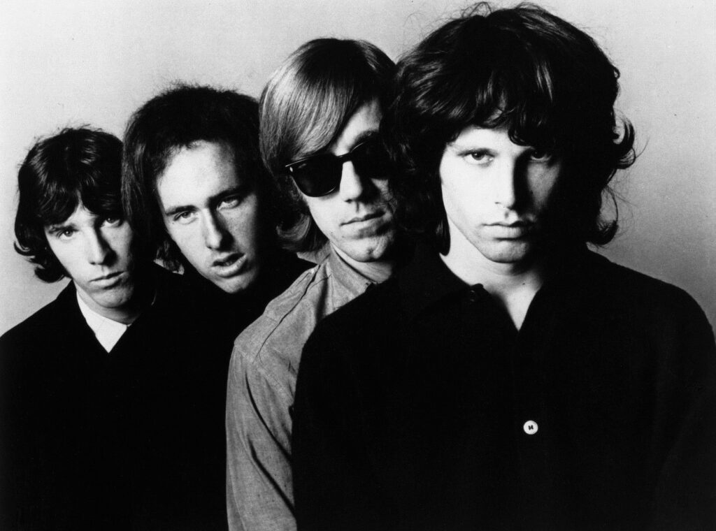 Σαν σήμερα: Οι Doors βγάζουν τον πρώτο τους δίσκο και... σπάνε τα ταμπού (Videos) - Media