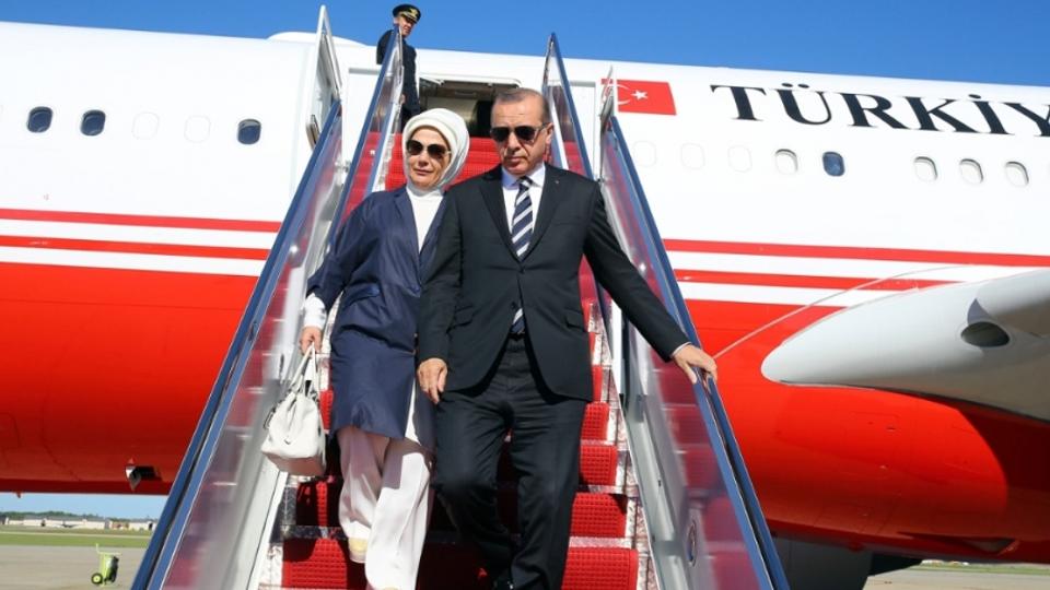 Ούτε ένα, ούτε δύο: Οκτώ VIP αεροσκάφη έχει στη διάθεσή του ο Ερντογάν (Photos) - Media