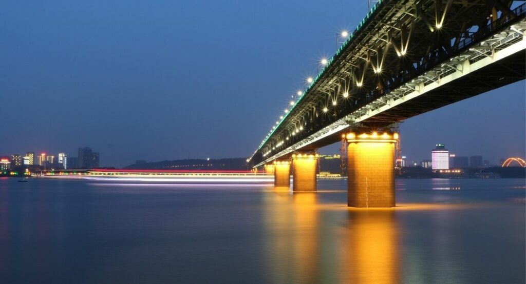 «Ομερτά» για τον κορωνοϊό στη Γουχάν: Απειλούν συγγενείς θυμάτων να μην μιλήσουν στον ΠΟΥ - Media