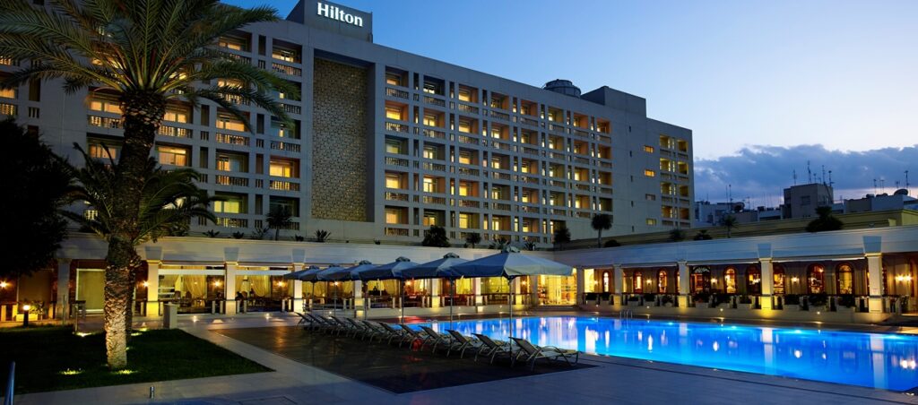 Στα χέρια του «Mr Nammos» περνάει το Hilton Κύπρου μέσω της Prodea - Media