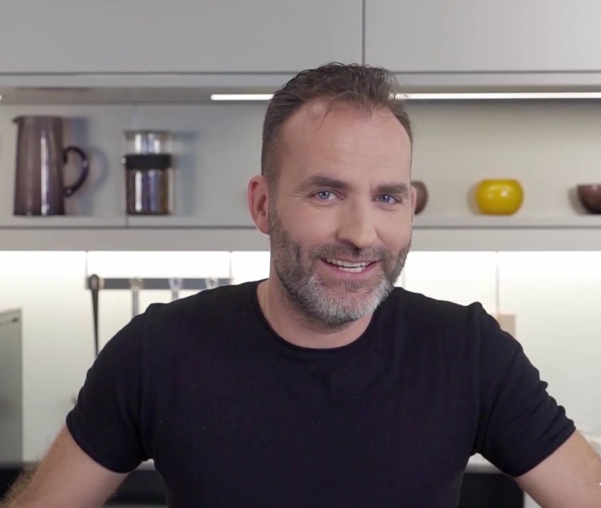 Ο αρχιμάγειρας της Γαλλικής Πρεσβείας για την ελληνική κουζίνα (Video) - Media