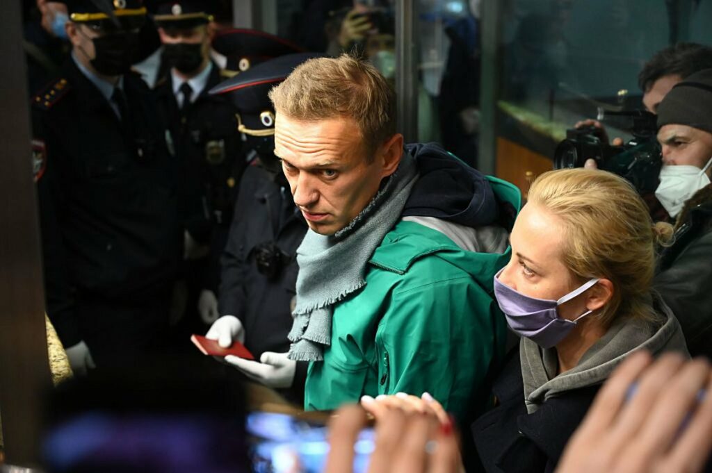 Σύλληψη Ναβάλνι: Καταδικάζει σθεναρά ο Μάικ Πομπέο - Γερμανία και Βρετανία ζητούν άμεση απελευθέρωση - Media