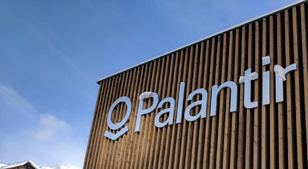 Κορωνοϊός: Τέλος στη συνεργασία της κυβέρνησης με την αμφιλεγόμενη Palantir - Media