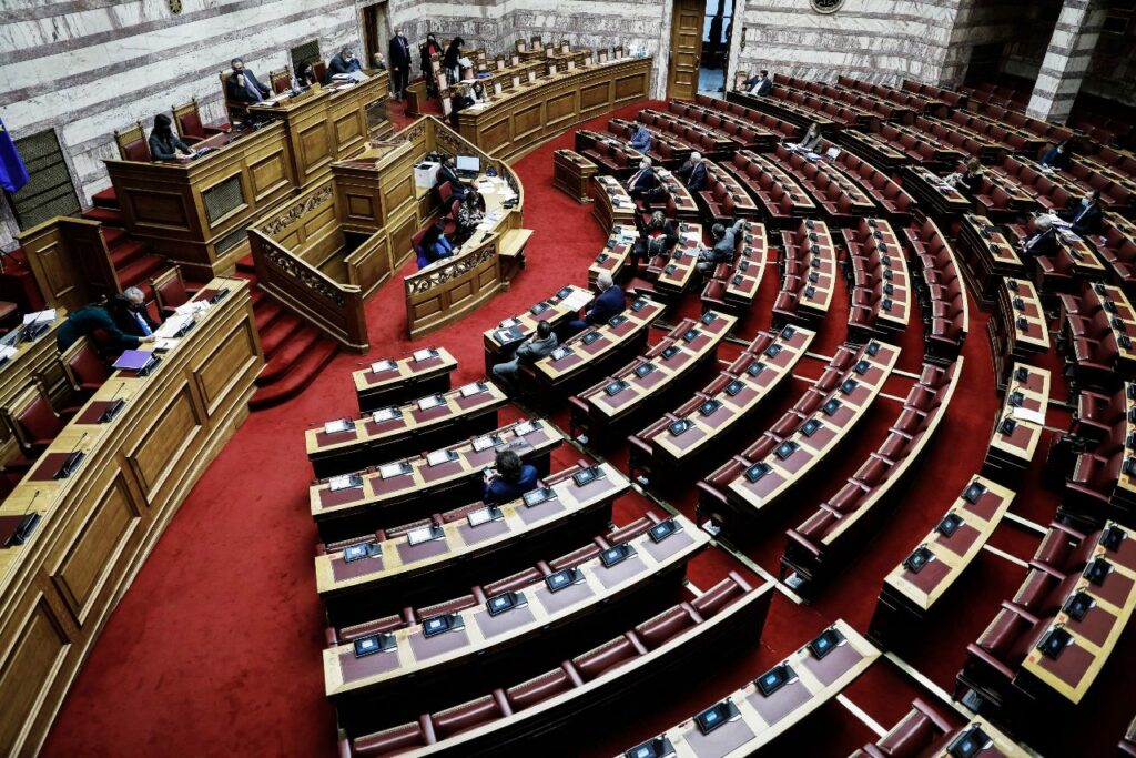 Βουλή: Στην Ολομέλεια το νομοσχέδιο για την επέκταση της αιγιαλίτιδας ζώνης στο Ιόνιο - Media
