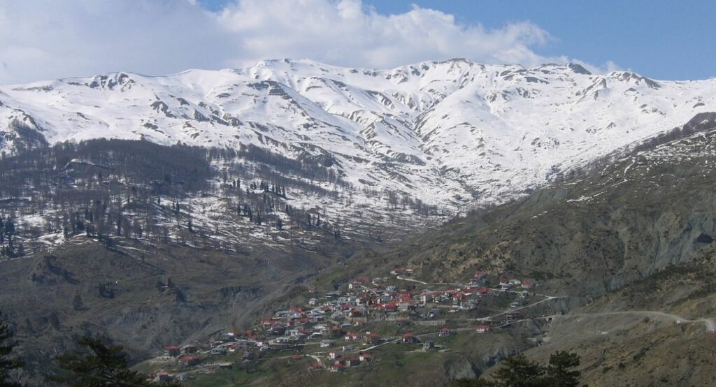 Το ελληνικό χωριό που κάθε χρόνο μπαίνει σε lockdown 7 μηνών για πιο σοβαρό λόγο απ’ τον κορωνοϊό - Media