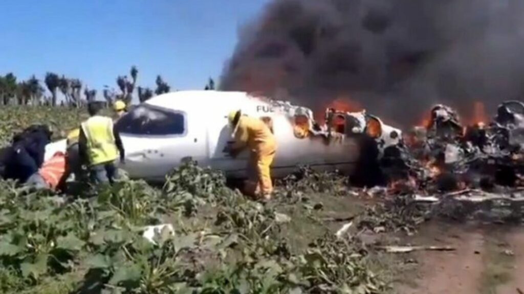 Μεξικό: Έξι νεκροί σε συντριβή αεροσκάφους του μεξικανικού στρατού (Video) - Media