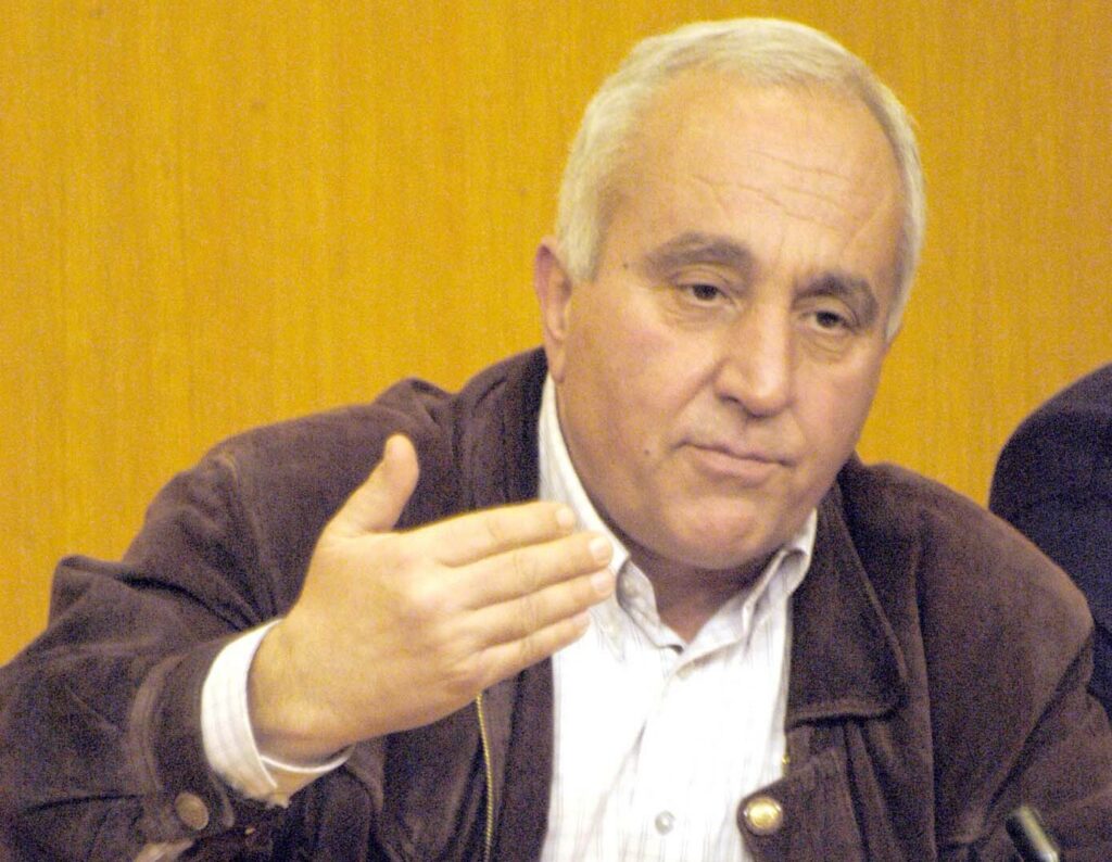 Πέθανε ο συνδικαλιστής Ανδρέας Κολλάς - Media