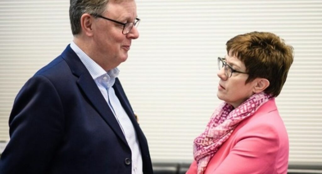 Γερμανία: «Μαύρα» μαντάτα για το κόμμα της Μέρκελ - Σε ελεύθερη πτώση τα ποσοστά - Media