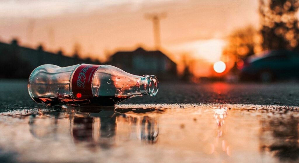 Coca Cola HBC: Μεγάλη μείωση πωλήσεων και κερδών στην Ελλάδα λόγω πανδημίας - Media