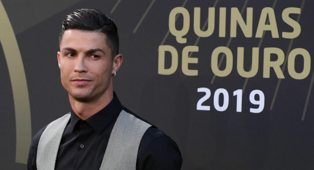 Ρονάλντο: Έκανε δώρο στον εαυτό του μια Bugatti αξίας 8 εκατ. ευρώ (photo) - Media