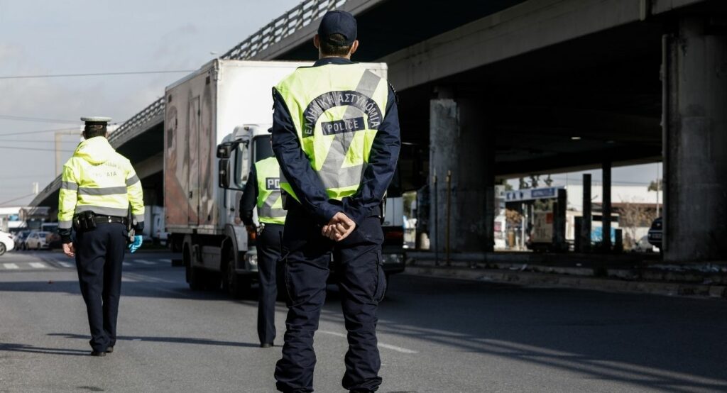 Lockdown: Τι ισχύει από σήμερα για τις μετακινήσεις εργαζομένων - Media