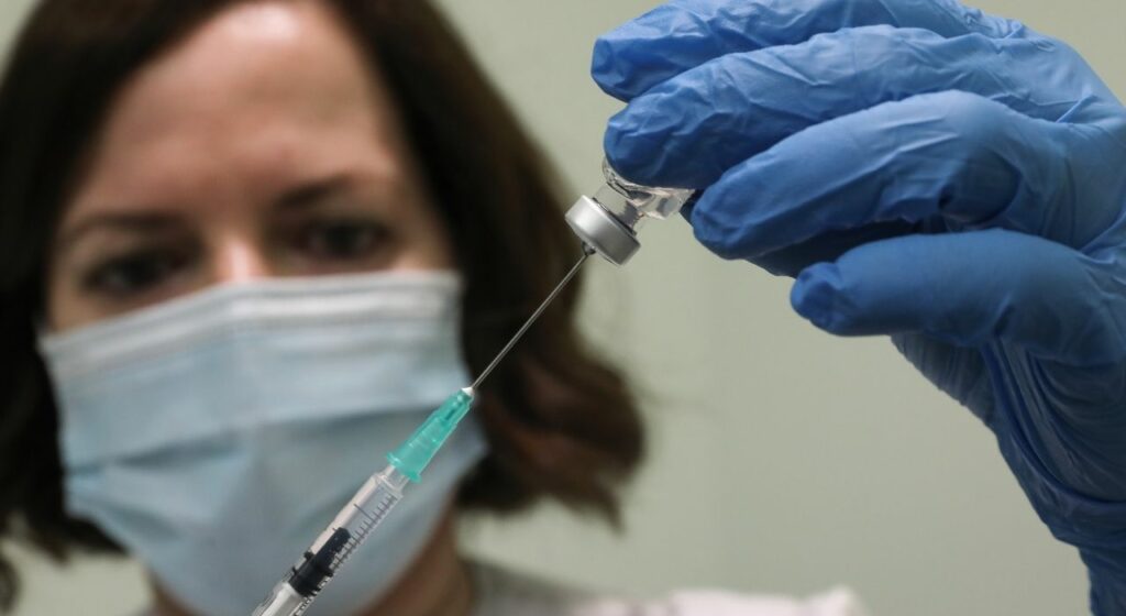 Financial Times: Το εμβόλιο Pfizer δεν χρειάζεται πλέον ψύξη στους -70°C  - Media