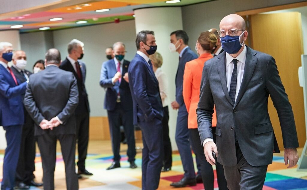 ΕΕ: Εμπόδια στην προώθηση του πιστοποιητικού εμβολιασμού - Media