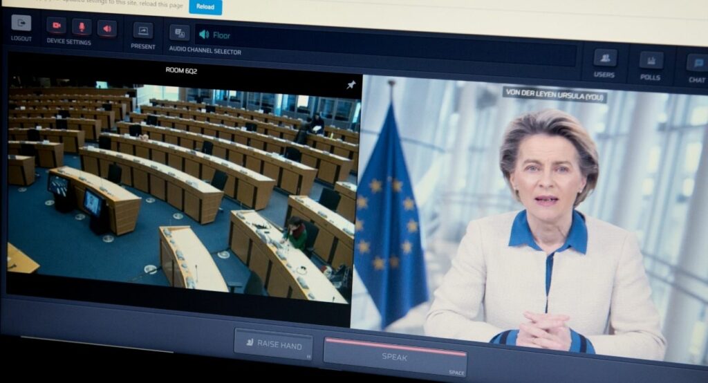 Ευρωκοινοβούλιο: Υπερψήφισε τροπολογία για διαφάνεια στις συμφωνίες προαγοράς εμβολίων - Media