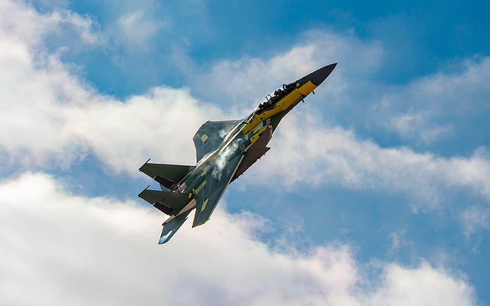 Ο «αετός» απογειώθηκε ξανά: Πρώτη πτήση για το τρομερό F-15EX Eagle (Video) - Media