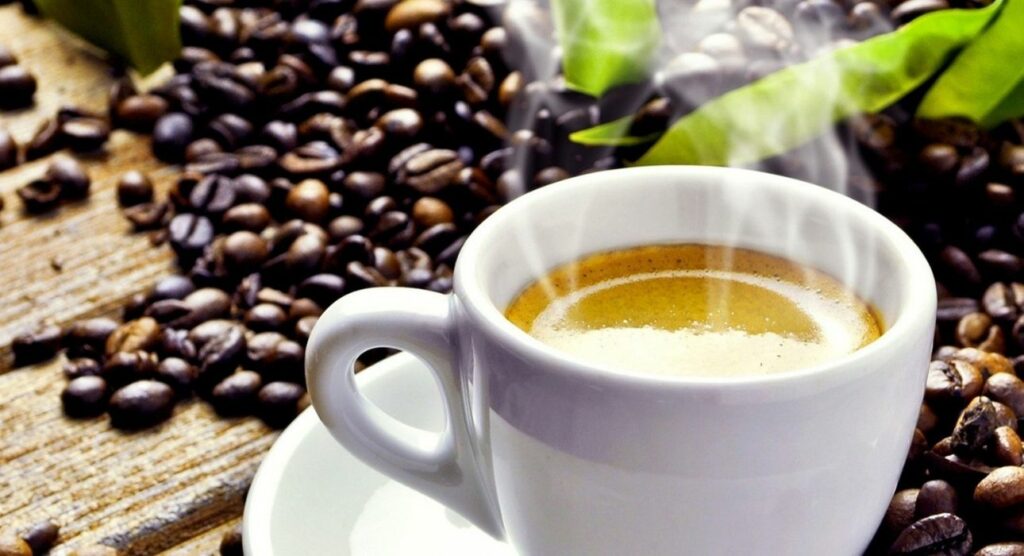 Καφεΐνη: Πέντε μύθοι που θα σου δείξουν ότι είναι... παρεξηγημένη!  - Media