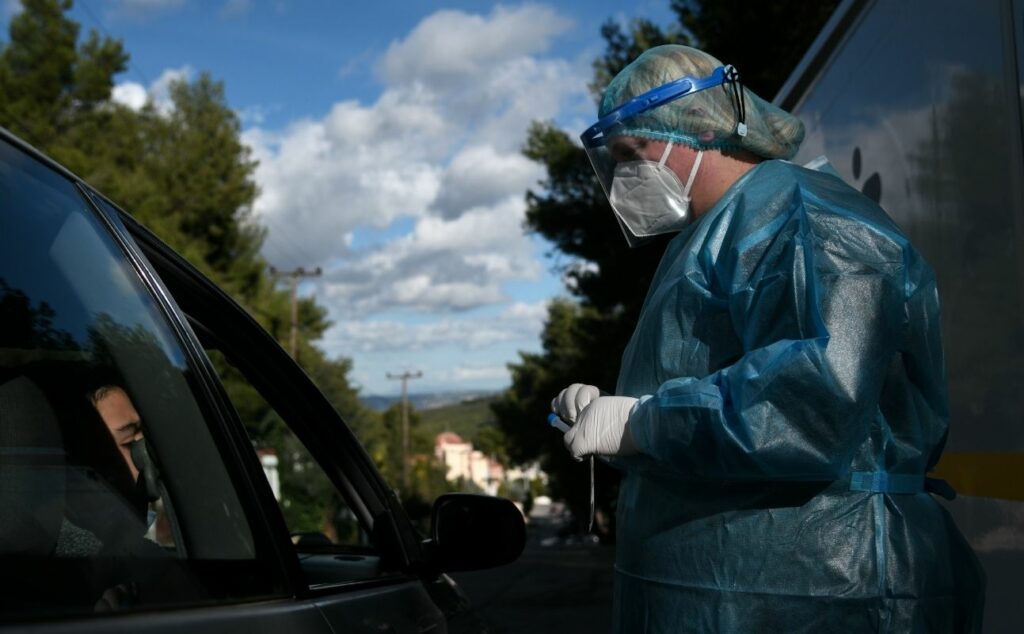 Άλμα με 2.147 νέα κρούσματα κορωνοϊού, πάνω από 1.000 στην Αττική - Media