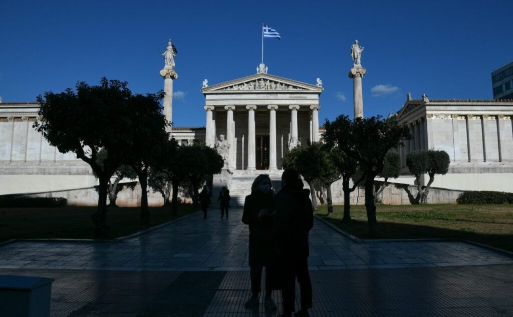 «Έκρηξη» με 750 νέα κρούσματα κορωνοϊού στην Αττική - Πώς κατανέμονται - Media