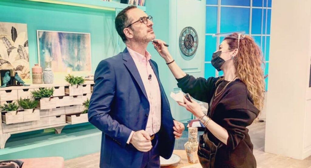 Πέρασαν για ζητιάνο τον ηθοποιό Κώστα Κρομμύδα και του έδωσαν δύο ευρώ (photo) - Media