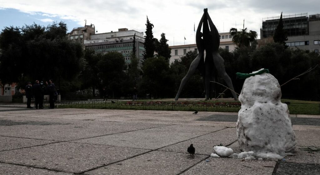 Επιτροπή Λοιμωξιολόγων: Τέσσερα «αγκάθια» και... μία επιλογή - Προς παράταση lockdown - Media
