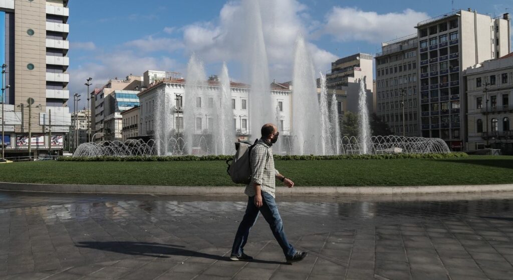 Σκληρό lockdown εν όψει: Τα τρία «αγκάθια» στις τελικές αποφάσεις της κυβέρνησης - Media