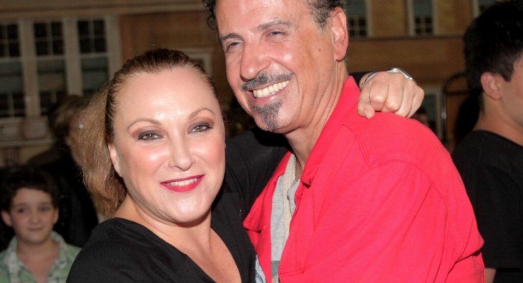 Ρένια Λουιζίδου: «Υπήρχε ομερτά στο θέατρο» (Video) - Media