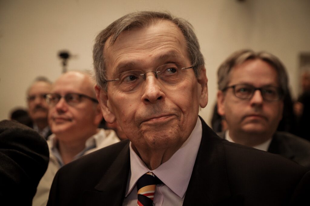 Ο Στέφανος Μάνος «ξαναχτυπά»: «Έχω πολλούς λόγους να αισθάνομαι χαρούμενος» - Media