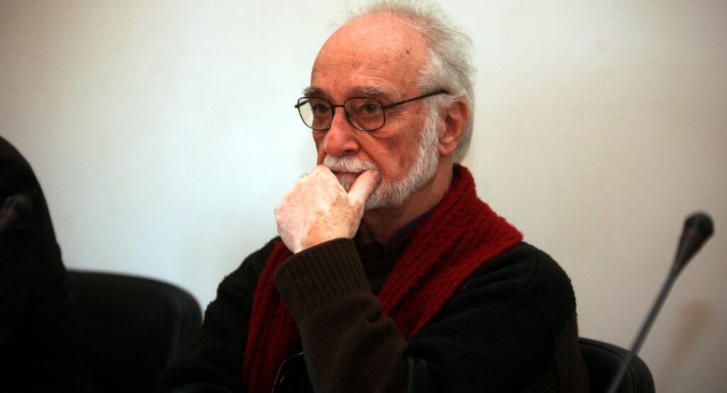 «Κυρία Μενδώνη, αυτόν τον Πολιτισμό σας τον χαρίζω» - Ο Θανάσης Παπαγεωργίου αποσύρει την αίτηση για επιχορήγηση της «Στοάς» - Media