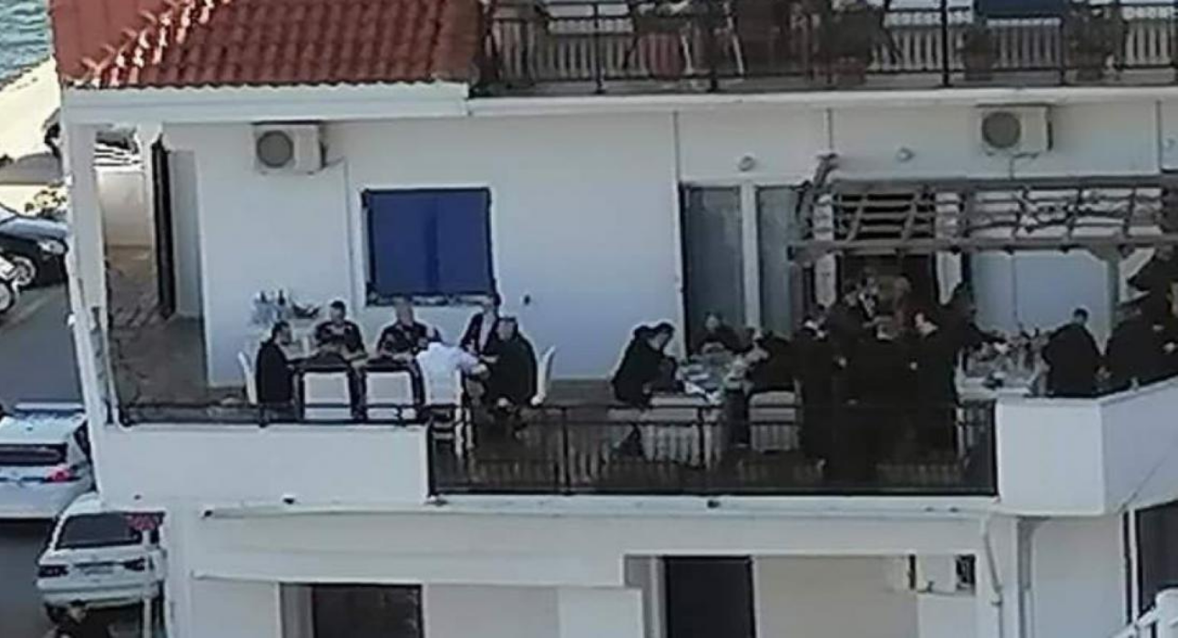 «Παρεξήγηση»: Τι απαντά ο βουλευτής Σάμου της ΝΔ για το γεύμα Μητσοτάκη στη βεράντα του (Video) - Media