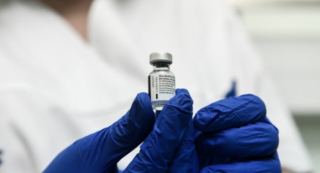 Κορωνοϊός: Έρχεται τρίτο εμβόλιο και στην Ευρωπαϊκή Ένωση - Media