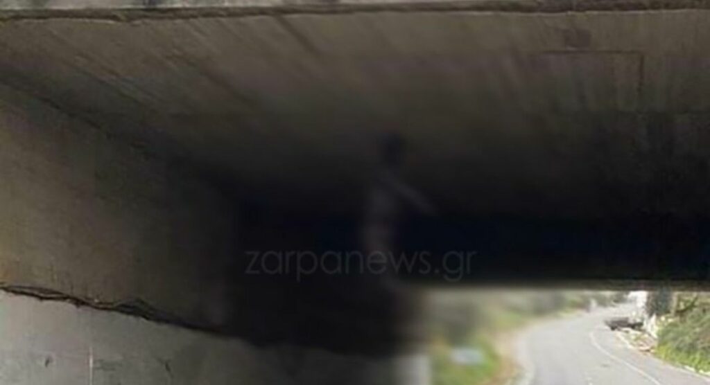 Φρίκη: Κρέμασαν σκύλο από γέφυρα στα Χανιά - Άθλια κακοποίηση ζώου για άλλη μια φορά (Photos) - Media