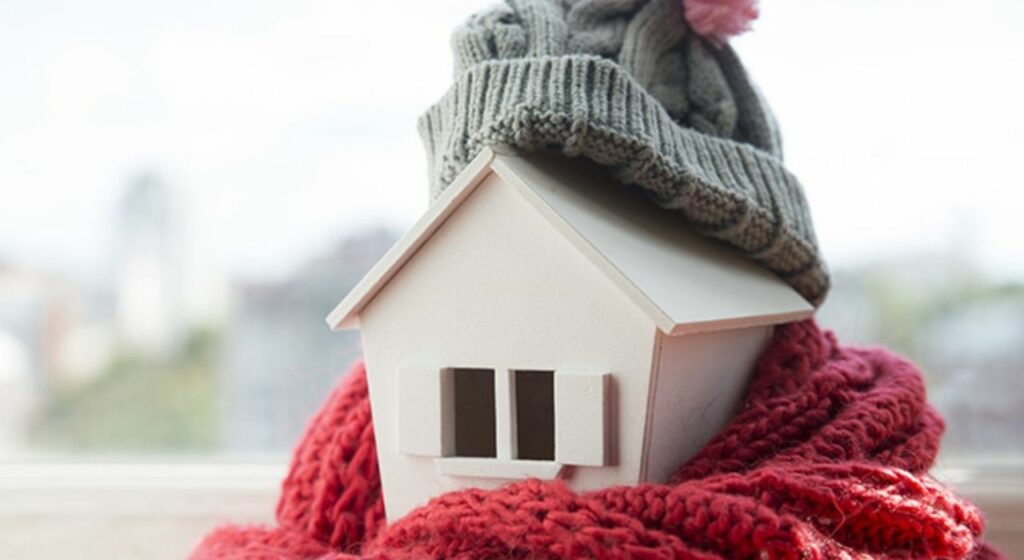 Θέρμανση για... λίγους: Ένας στους 4 κρυώνει στο σπίτι του - «Ψίχουλα» το επίδομα - Media
