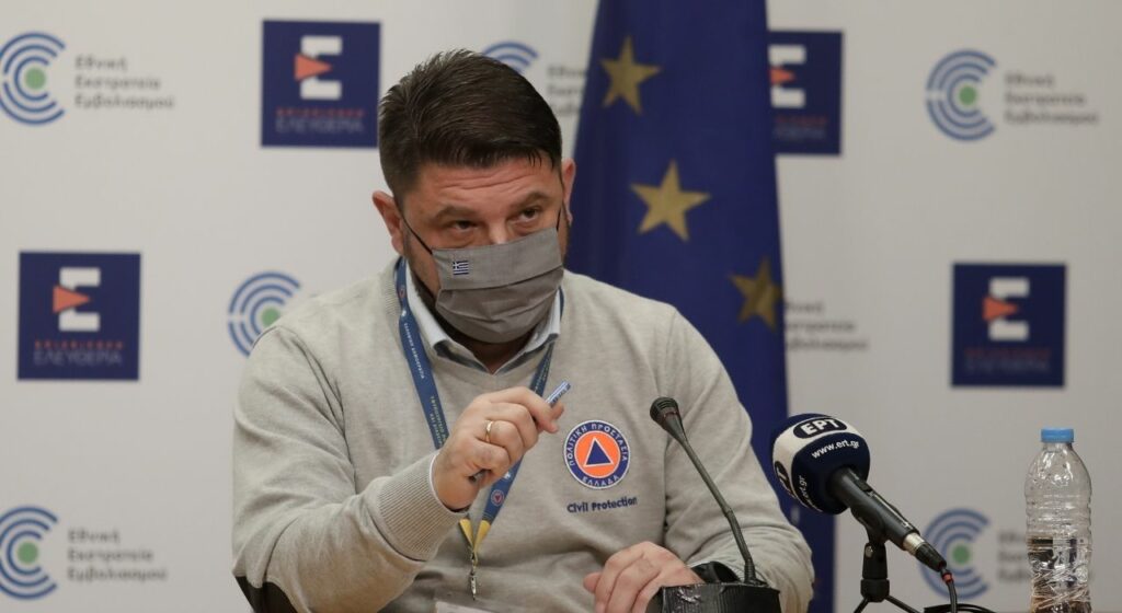 Νίκος Χαρδαλιάς: Το γενικό lockdown υπάρχει στο τραπέζι (Video) - Media