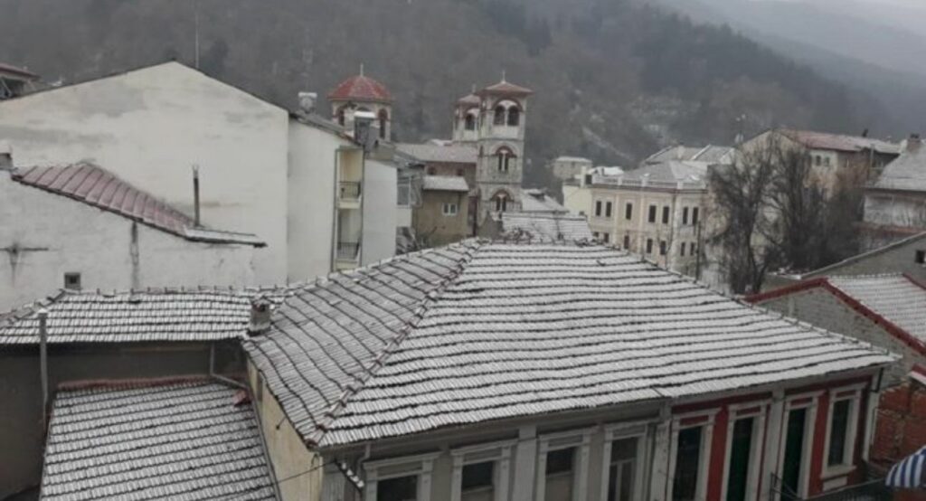 Κακοκαιρία «Μήδεια»: Χιόνι και τσουχτερό κρύο στη Β. Ελλάδα - Χιόνια αναμένονται και στην Αθήνα - Media