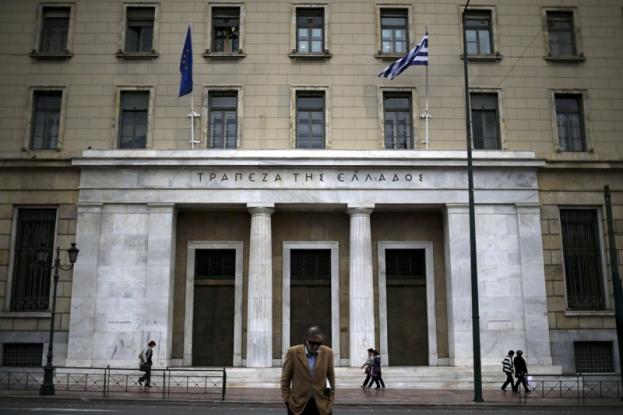 2015-10-30t114903z_2006332878_gf20000038918_rtrmadp_3_eurozone-greece-banks_0.jpg