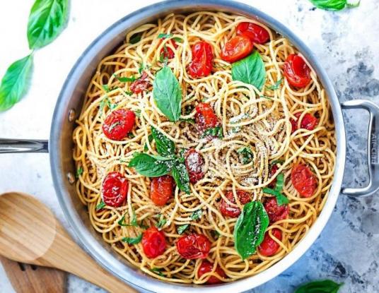 cherry-tomato-basil-spinach-and-parmesan-pasta-makes-the-perfect-easy-weeknight-meal1-467×700-1.jpg