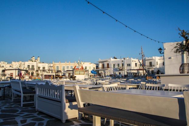 estiasi-paros.jpg