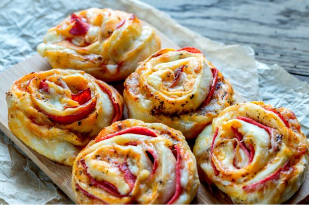 featured-pizza-rolls.jpg