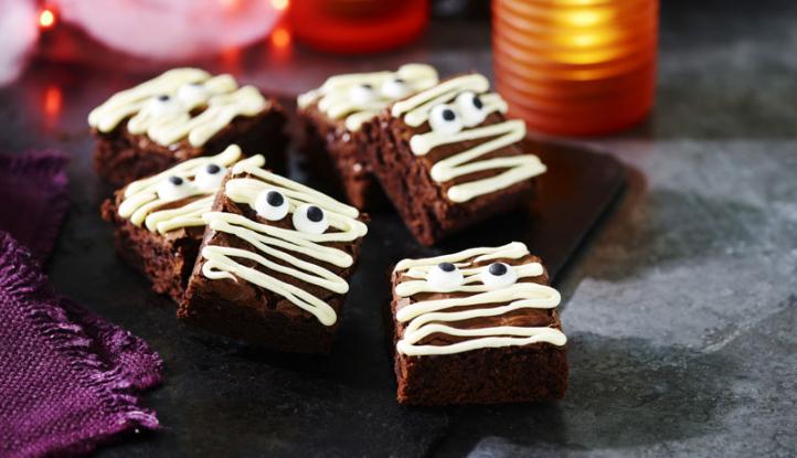 halloween-mummy-brownies-hero.jpg