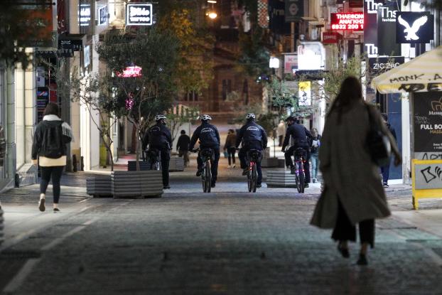 lockdown-athens.jpg