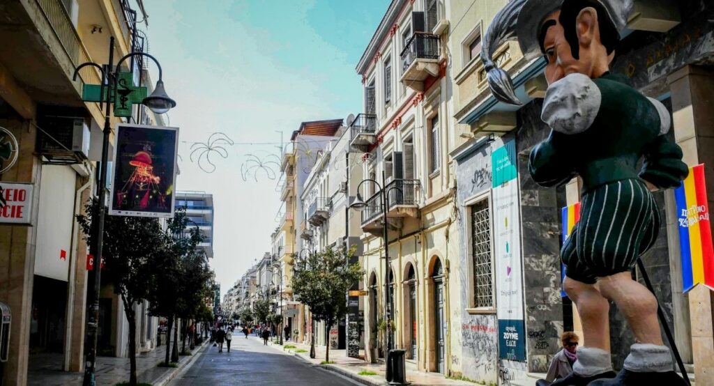 Επενδύοντας στην πανδημία!   - Media