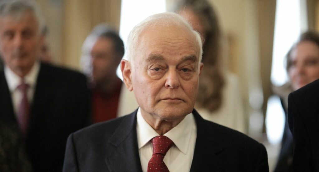 Μανιτάκης για Κουφοντίνα: Η κυβέρνηση να μην παίξει το επικίνδυνο παιχνίδι της αντιπολίτευσης - Media