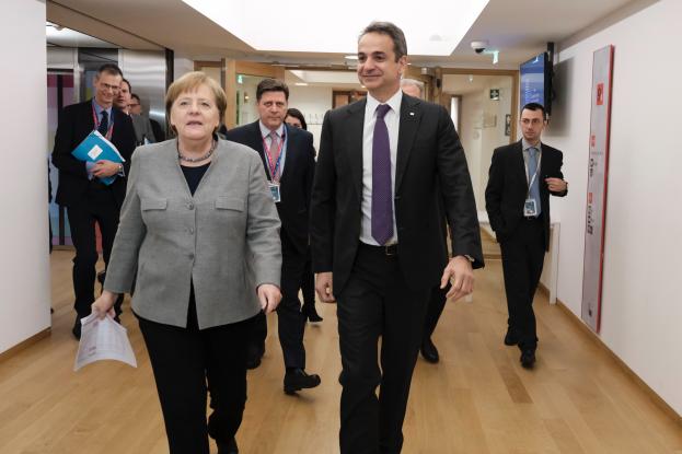 mitsotakis_merkel_234653637.jpg